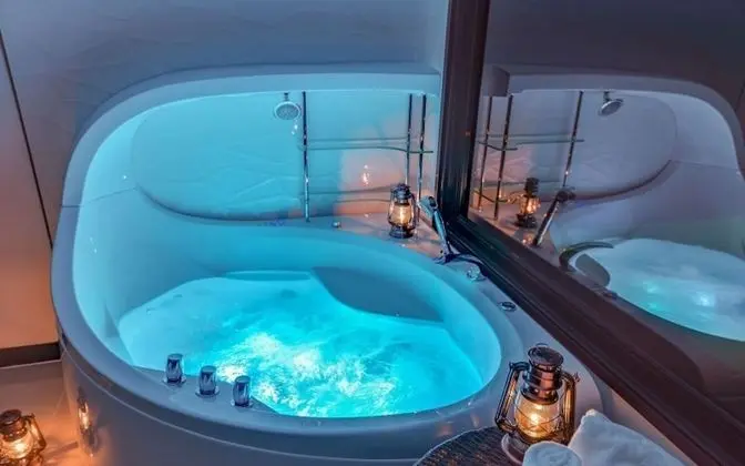 Oda (VIP 201 (Individual pool Jet spa))