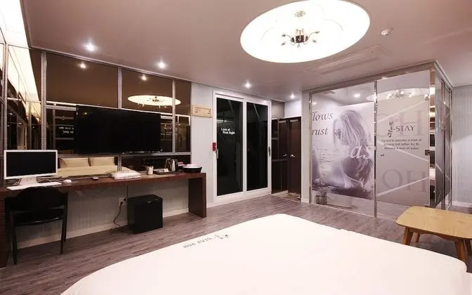 Oda (Premium (Unmanned Room))