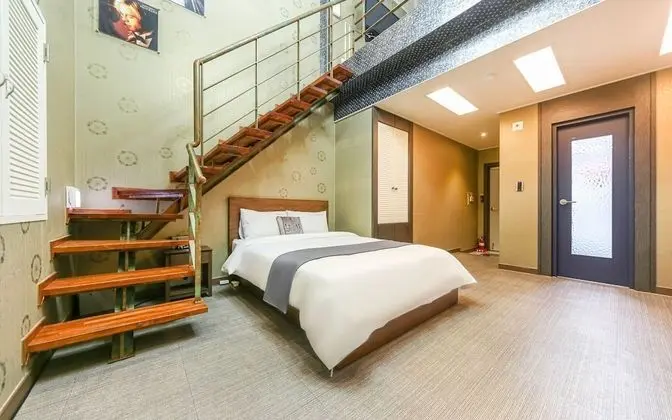 Oda (1 room 1 week (duplex two bed))