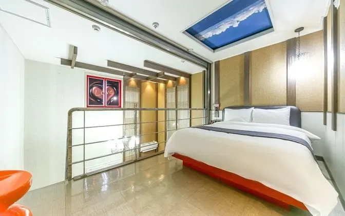 Oda (1 room 1 week (duplex two bed))