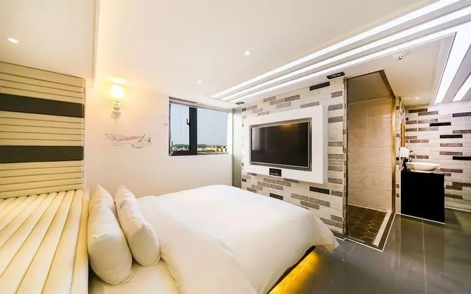 Oda (Special Room with 2 PC (Air Purifier/)