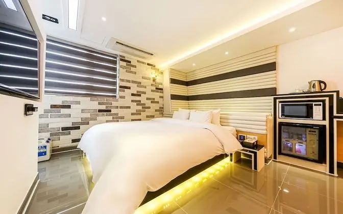 Oda (Special Room with 2 PC (Air Purifier/)