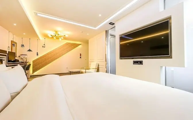 Oda (Special Room with 2 PC (Air Purifier/)