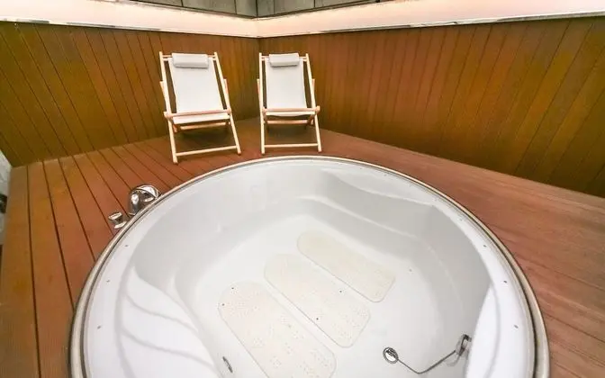 Oda (Terrace Room with 2 PC (Air Purifier/)