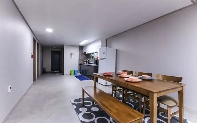 Oda (Pension Room (All rooms Netflix pre-v)