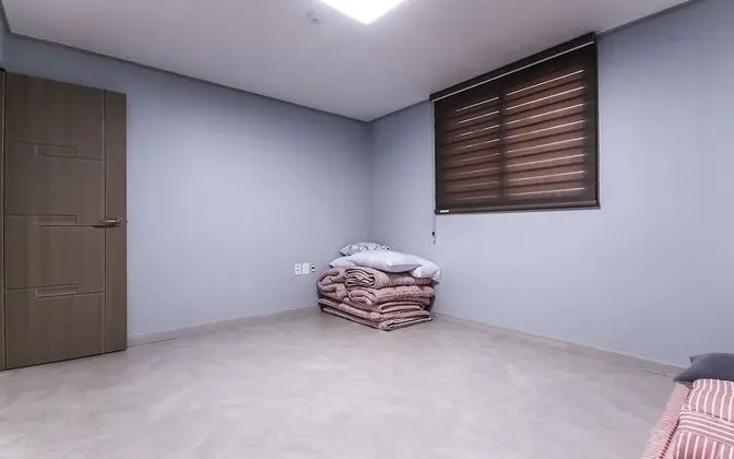 Oda (Pension Room (All rooms Netflix pre-v)