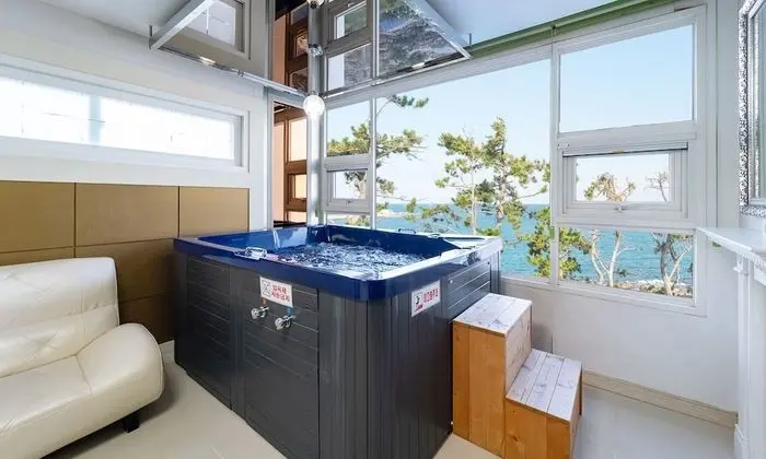 Ocean View Spa B5