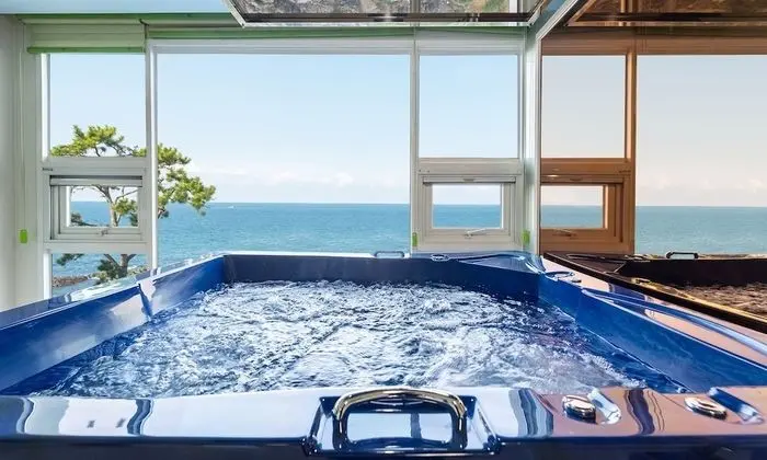 Ocean View Spa B6