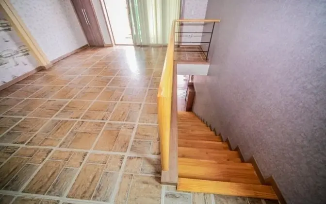 Oda (Red (2 bathrooms 2 kitchens))