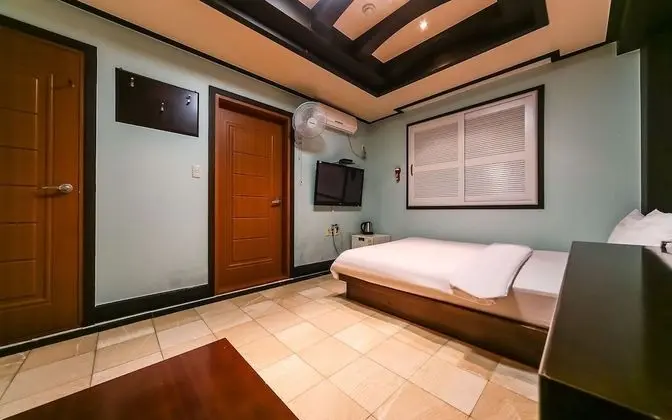 Oda (Quick Standard Room (Unlimited Netfli)