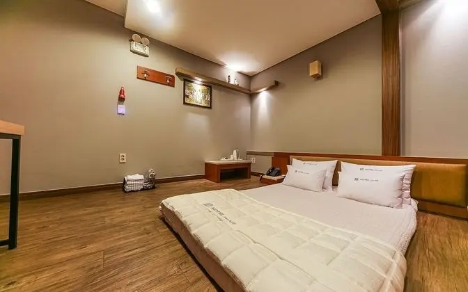 Oda (Standard Korean Room)