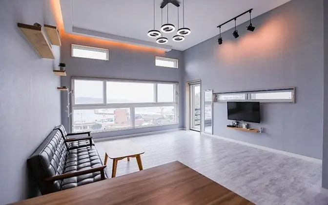 Oda (D202 - Ocean View Duplex (2nd floor g)