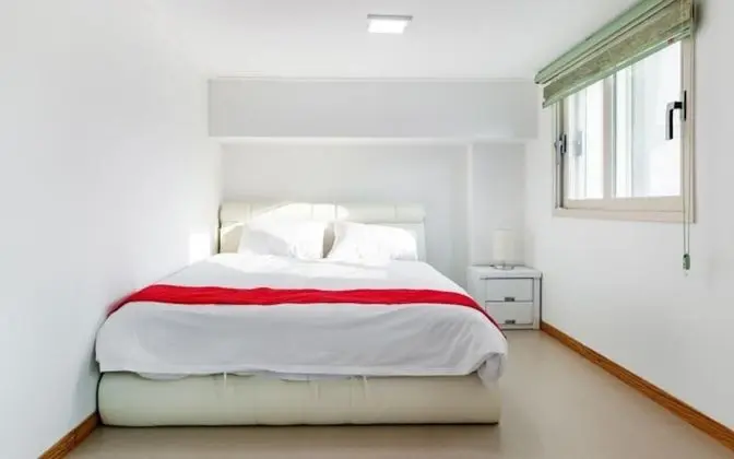 Oda (Room 201 (Ocean View Spa Stopped))