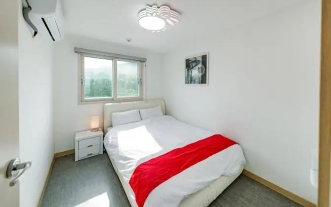 Oda (Room 402 (Ocean View))