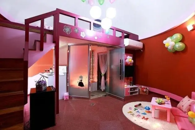 Oda (Soft Starlight Room No 2)