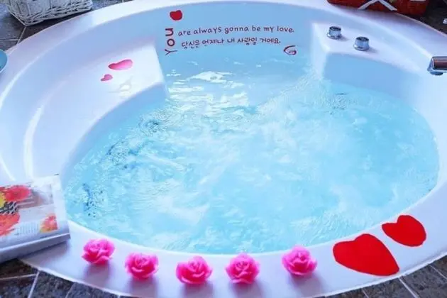 Oda (Soft Starlight Room No 3)