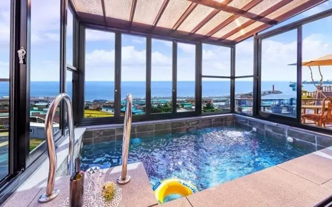Oda (301 Ocean View (Annex Duplex Private )