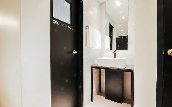 Oda (Suite Room (Netflix Available Additio)