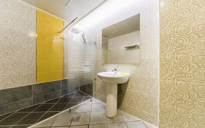 Oda (SUITE TWIN (double + single))