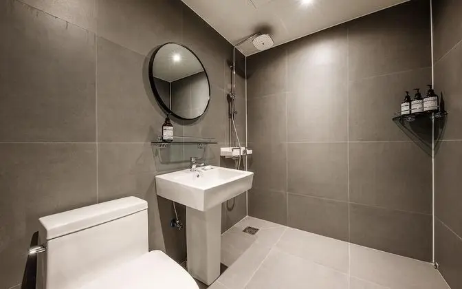 Oda (Check-in at 16:00 pm (4 hours of exte)