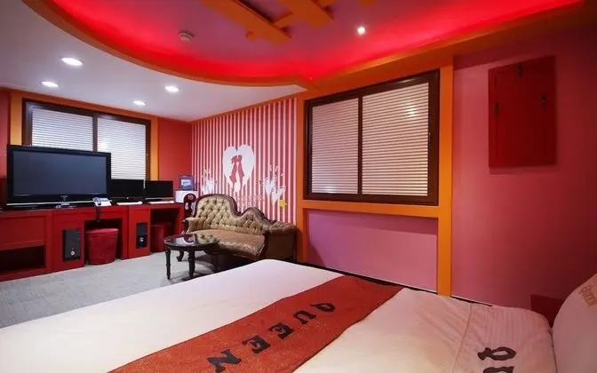 Oda (Deluxe)