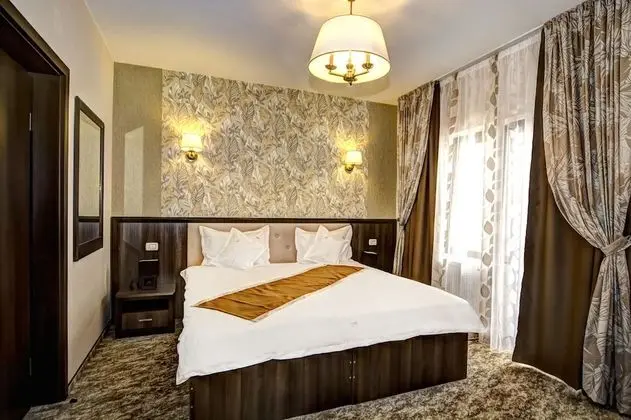 Standard Tek Büyük veya İki Ayrı Yataklı Oda, Dağ Manzaralı