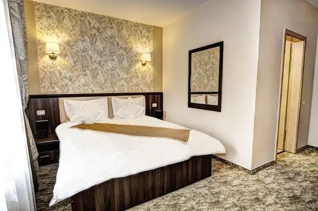 Superior Üç Kişilik Oda, Dağ Manzaralı