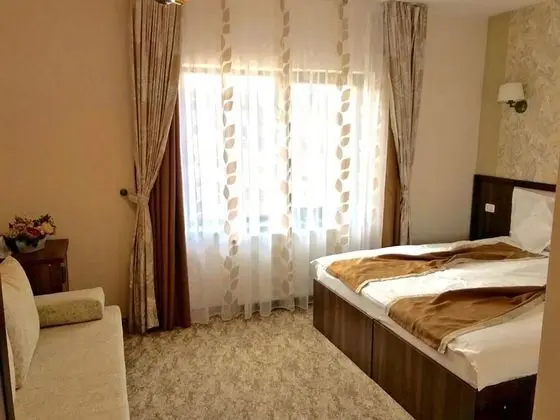 Superior Üç Kişilik Oda, Dağ Manzaralı