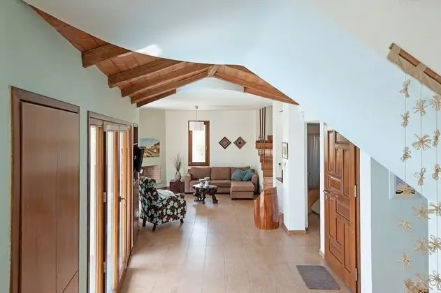 Villa (Thalassa)