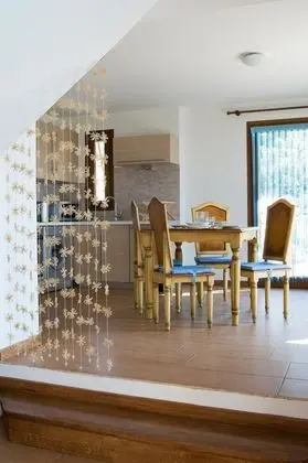 Villa (Thalassa)