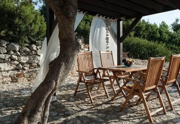 Villa (Thalassa)