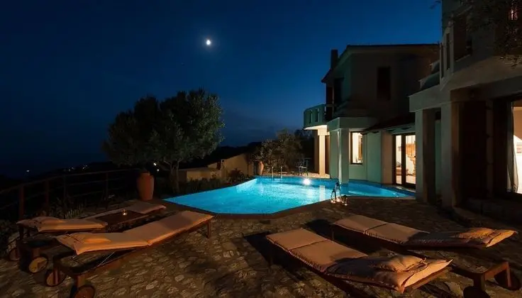 Villa (Thalassa)