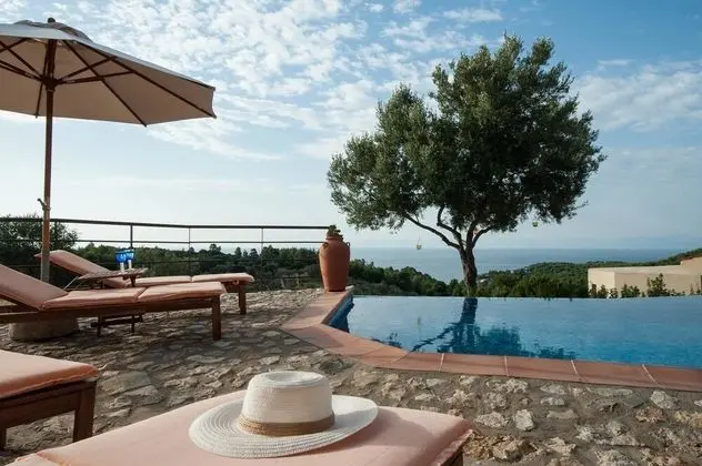 Villa (Thalassa)