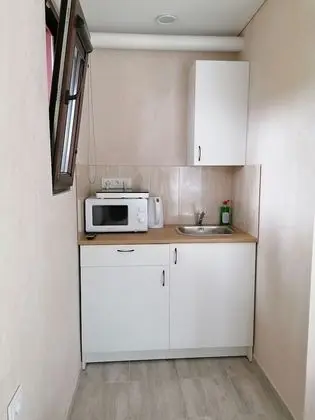 Basic Tek Büyük Yataklı Oda
