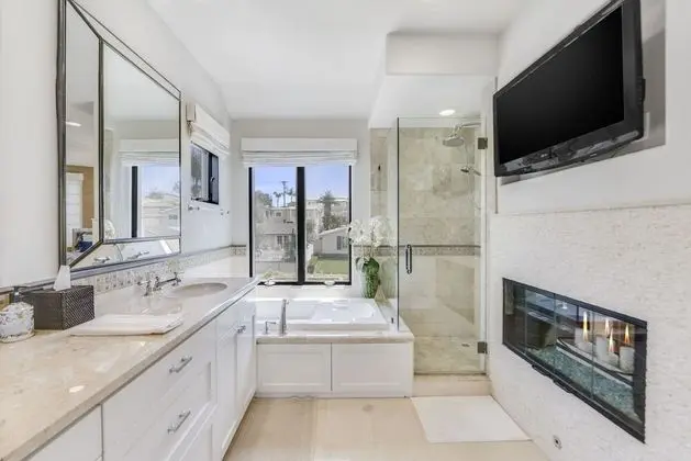 Ev, Birden Çok Yatak, Balkon