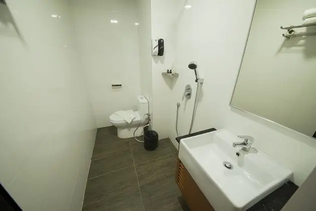 Deluxe Tek Büyük Yataklı Oda, Penceresiz