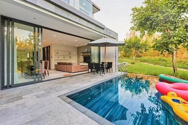 Standard Villa