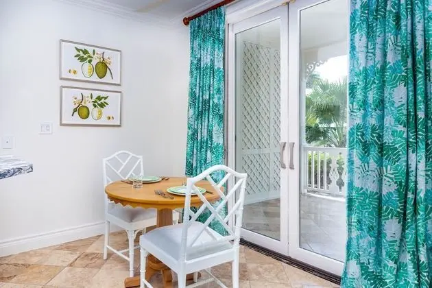 Süit, 1 Yatak Odası, Havuz Manzaralı (Cottage)