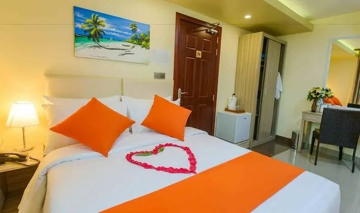 Superior Double Room with Sea View and Free Airport Transfer