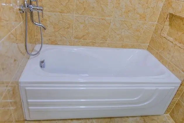 Superior Queen Room with Bathtub and Free Airport Transfer
