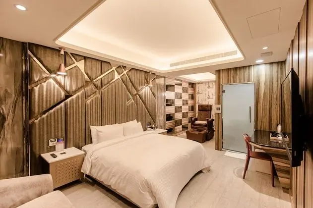 Deluxe Tek Büyük Yataklı Oda