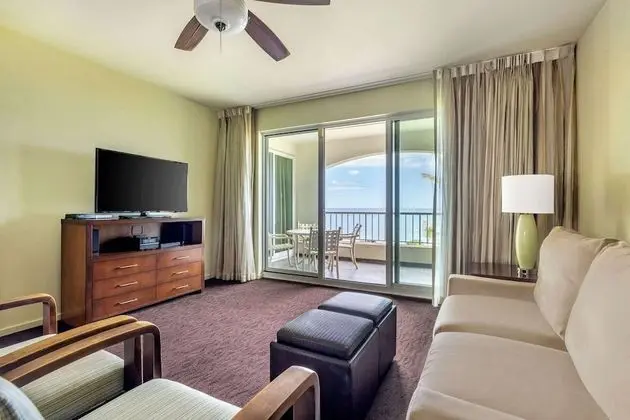 Suite, 2 Bedrooms, Oceanfront (1 King 2 Twin or 1 Queen Bed)