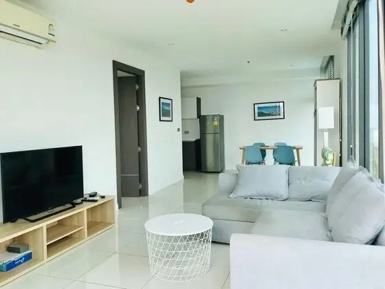 One Bedroom Apartment