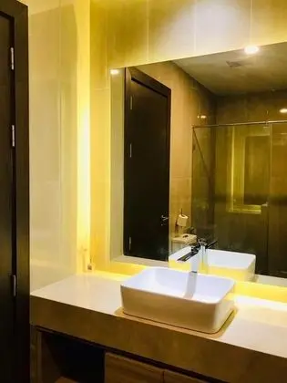 One Bedroom Apartment