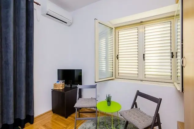 Tek Büyük Yataklı Oda (Double Room with City View)