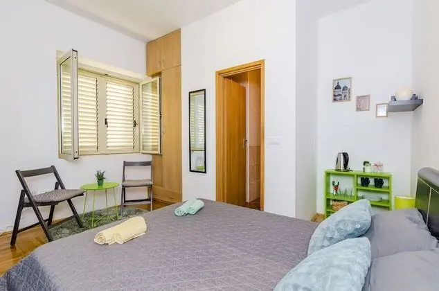 Tek Büyük Yataklı Oda (Double Room with City View)