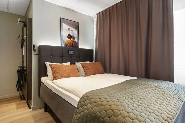 Tek Büyük Yataklı Oda (Small)