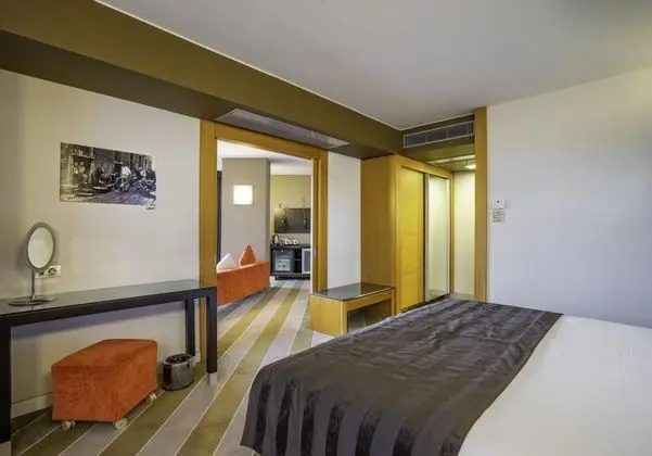 Executive Senior Suite with Lounge Access, Deniz Manzaralı