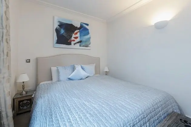 Luxury Apart Daire, 2 Yatak Odası (Kensington Duplex with Balcony)