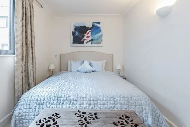 Luxury Apart Daire, 2 Yatak Odası (Kensington Duplex with Balcony)